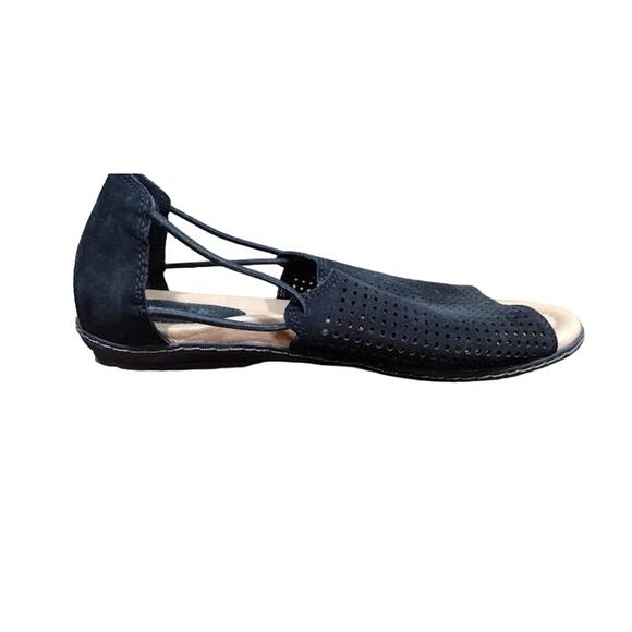 Earth Mesh Faux Suede Sandals with Rubber Solesm Black, Sz 7.5 - Picture 6 of 6